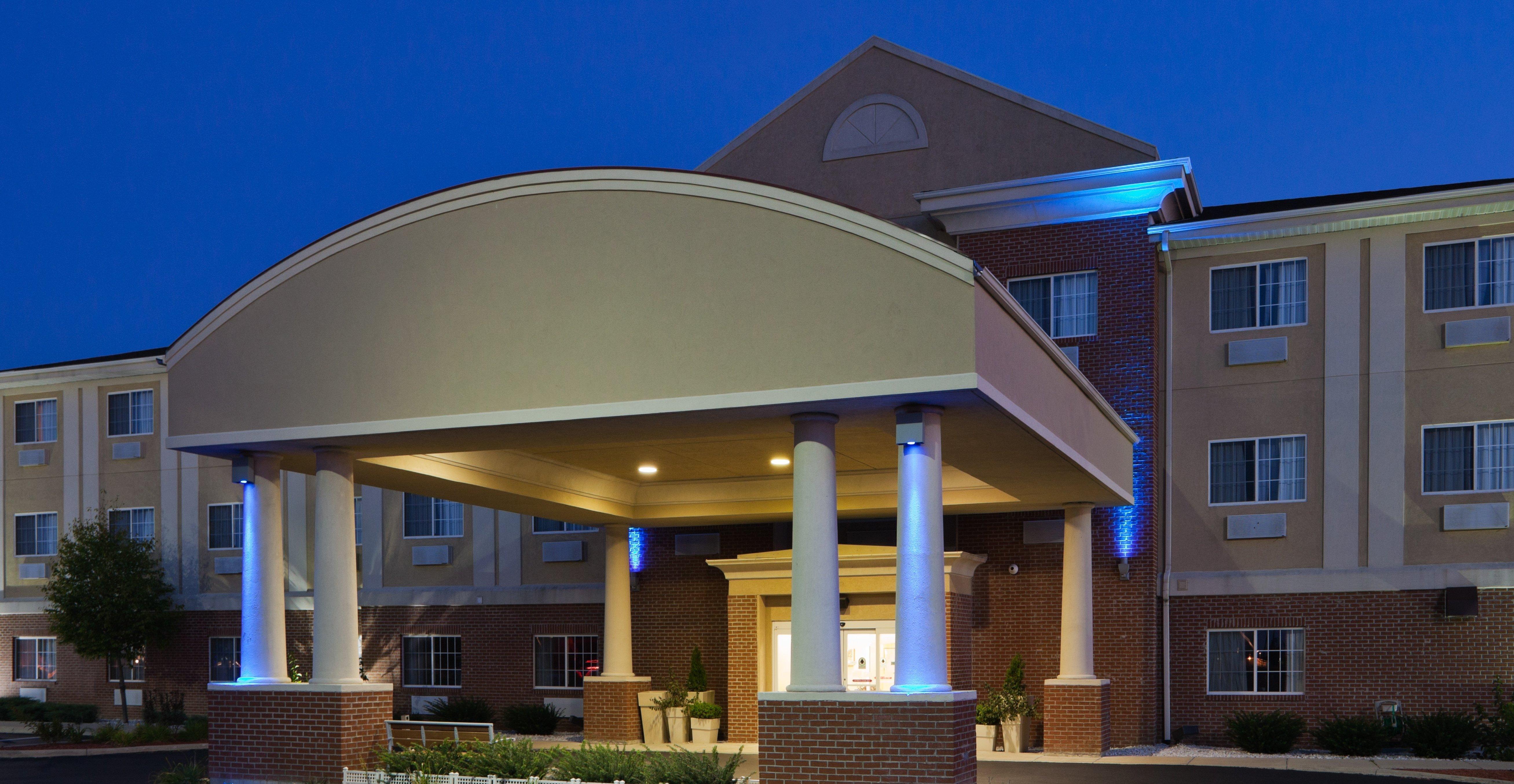 Holiday Inn Express Hotel & Suites Defiance By Ihg Buitenkant foto